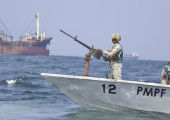 Ηγέτης Χούθι: Έχουμε επιτεθεί σε περίπου 100 πλοία στην Ερυθρά Θάλασσα και το Άντεν